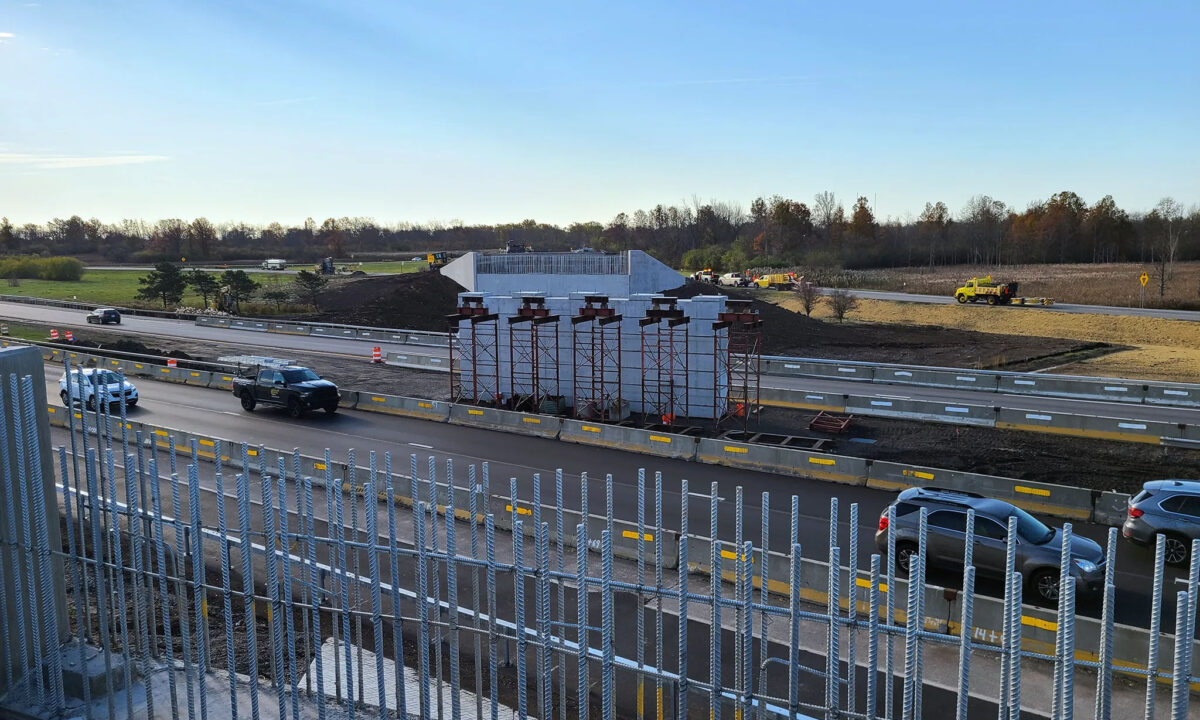 Beaver Island Parkway bridge over the Thruway at Exit 18B